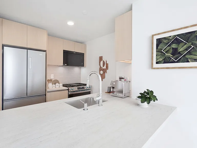 260 W 54th St #41A — Photo 8