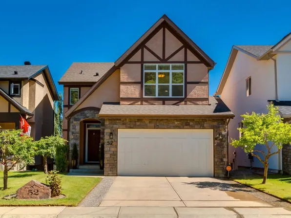 52 S Valley Woods Way NW, Calgary, AB T3B 6A5