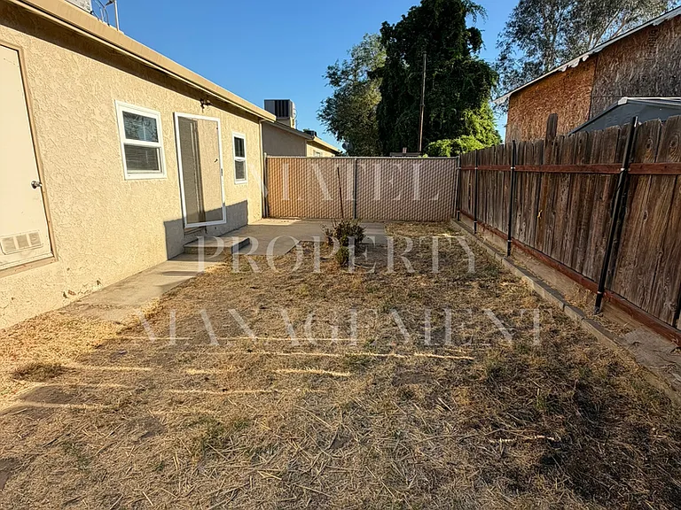 FIF225 — Photo 34