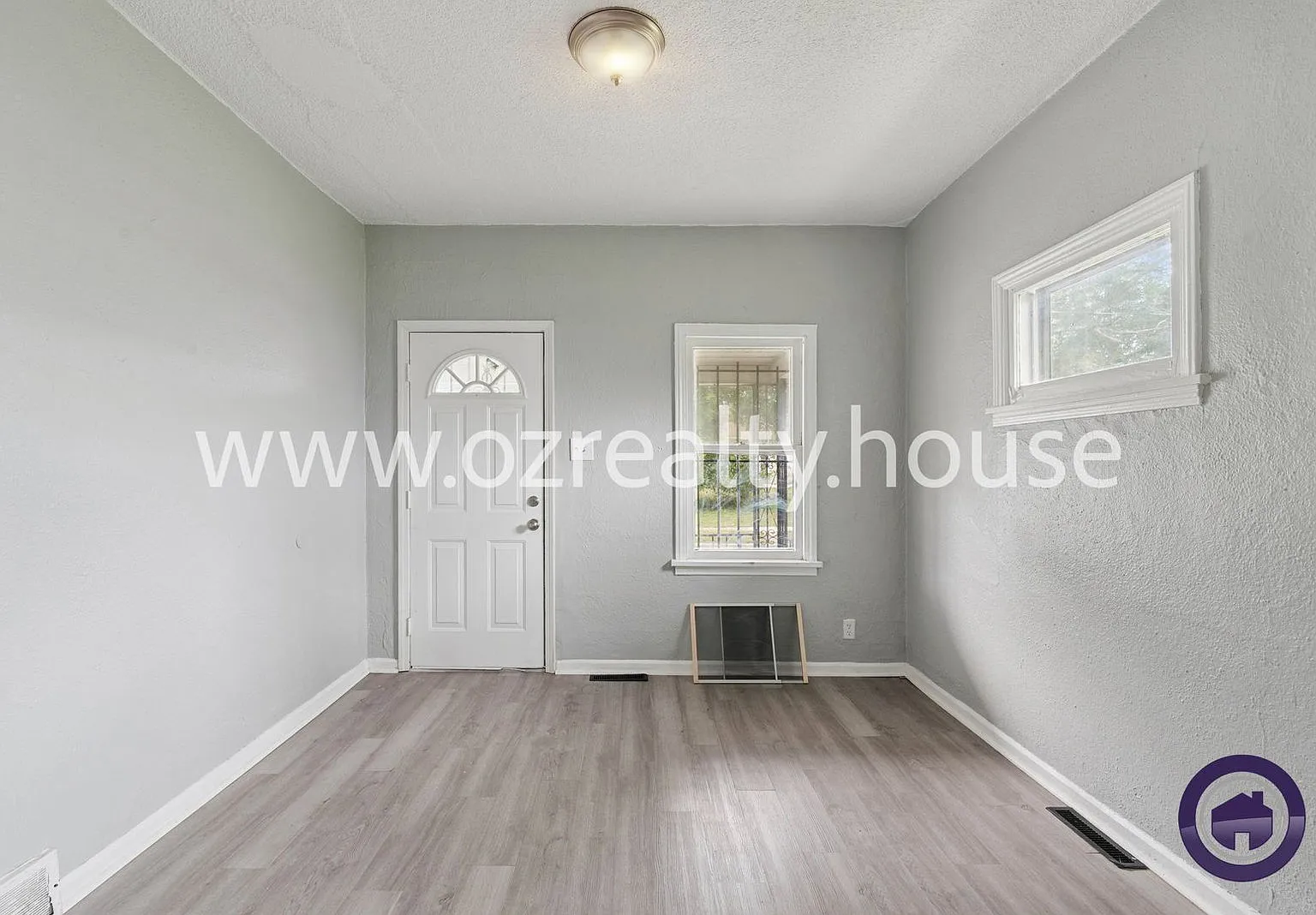 2 bed, 1.0 bath, 640 sqft, $895 — Photo 4