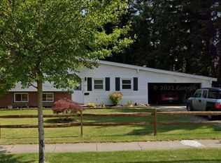 226 Nobottom Rd, Berea, OH 44017