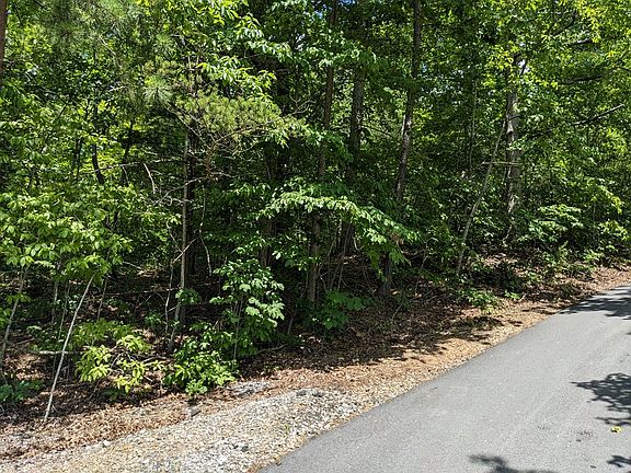 3rd image of Mountain Breezes Dr