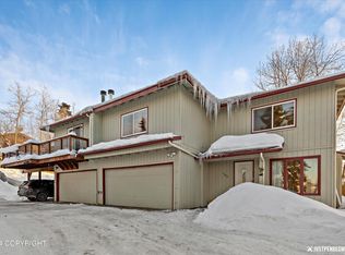 11102 Aurora Cir, Eagle River, AK 99577