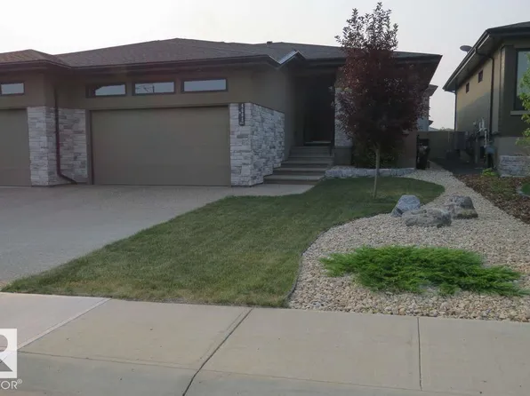 4605 Knight Point E, Edmonton, AB T6W 4B7