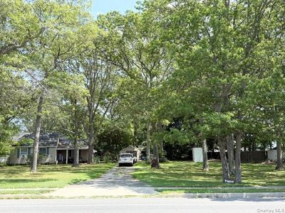 1101 Broadway Avenue, Holbrook, NY, 11741