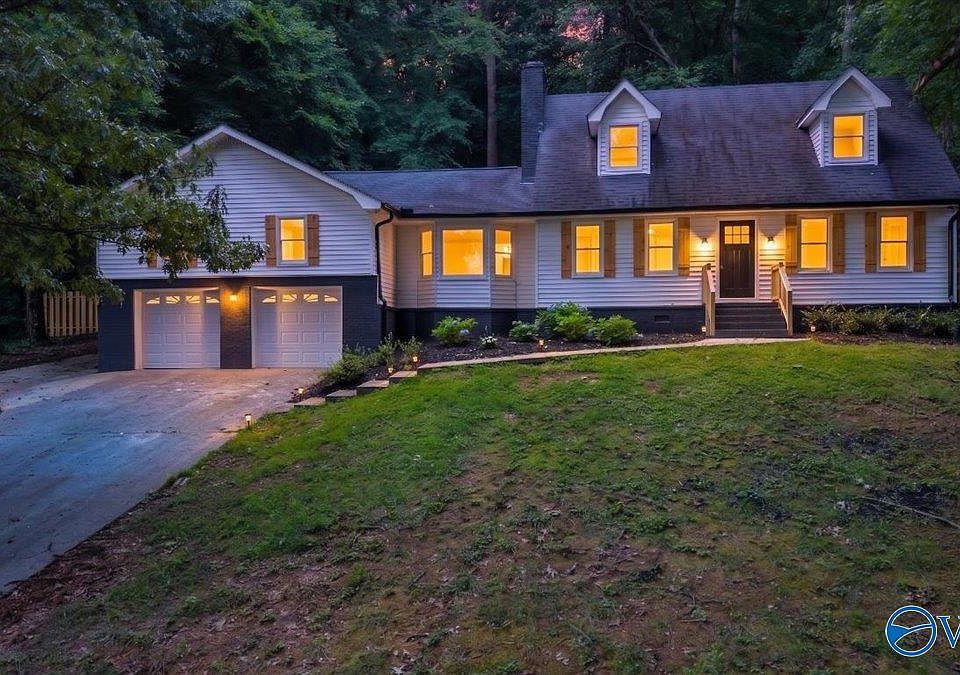 1st image of 1729 Forest Dr