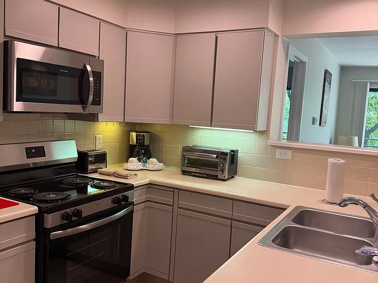 812 Walnut St #C — Photo 7