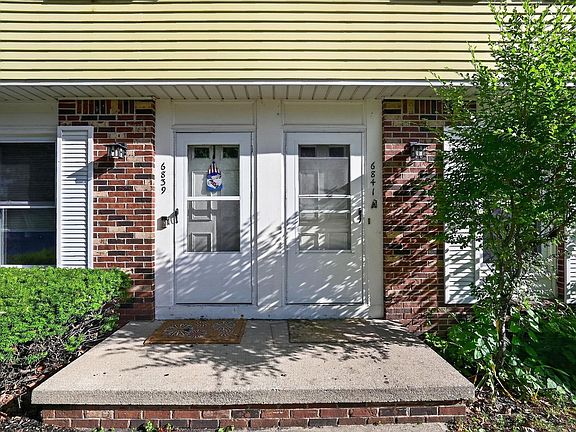 5th image of 6839-6841 Woodlake Dr