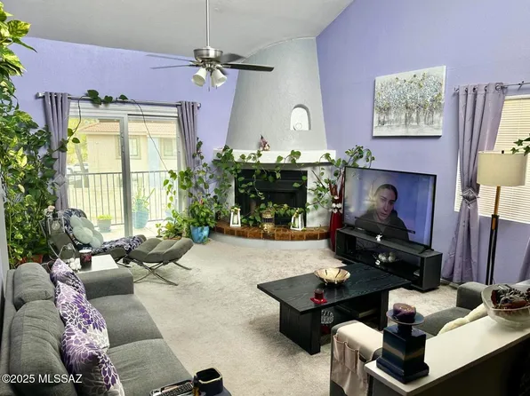 8255 N Oracle Rd, Tucson, AZ 85704