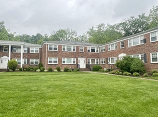 13 Oak Ter #195B, Somerville, NJ 08876
