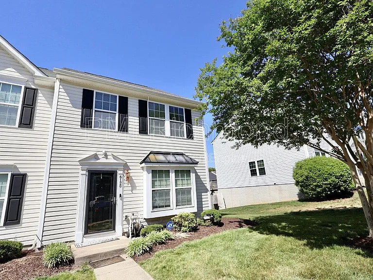 6120 Belgreen Ct — Photo 2