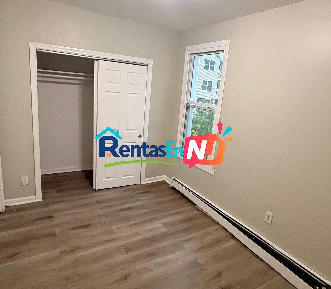 5 bed, 900 sqft, $2,850 — Photo 4