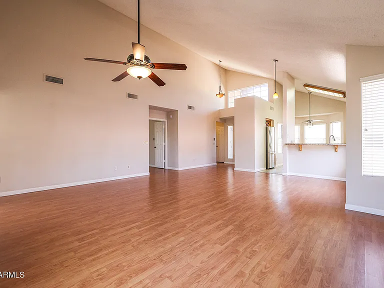 3305 E Wildwood Dr — Photo 7