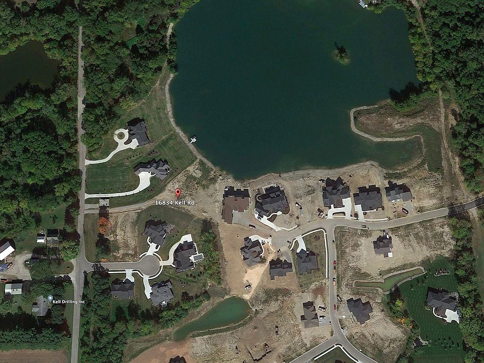 2nd image of 16834 Kell Rd #89