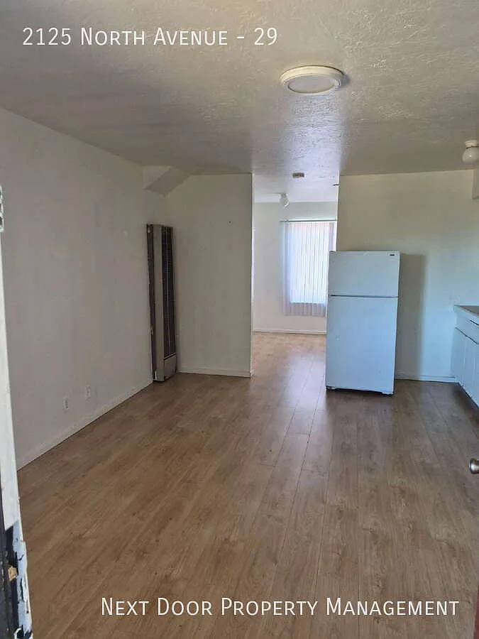 "Charming Studio Retreat in Sacramento $1195.00 includes gas and electric in price Cozy 350 Sq Ft... — Photo 1