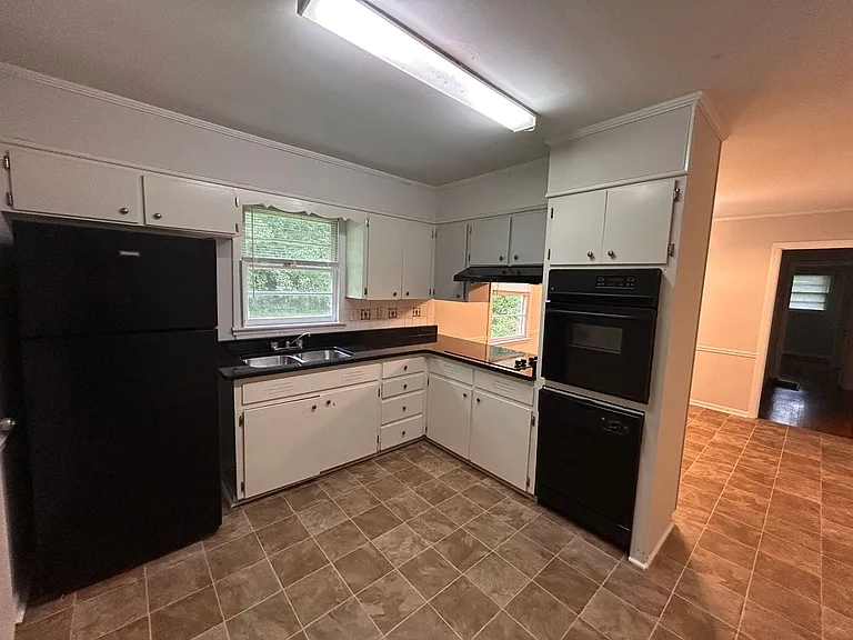 3614 Wilbur Ave NW — Photo 11