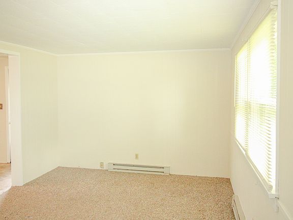 5th image of 8125 N Brooks Ln