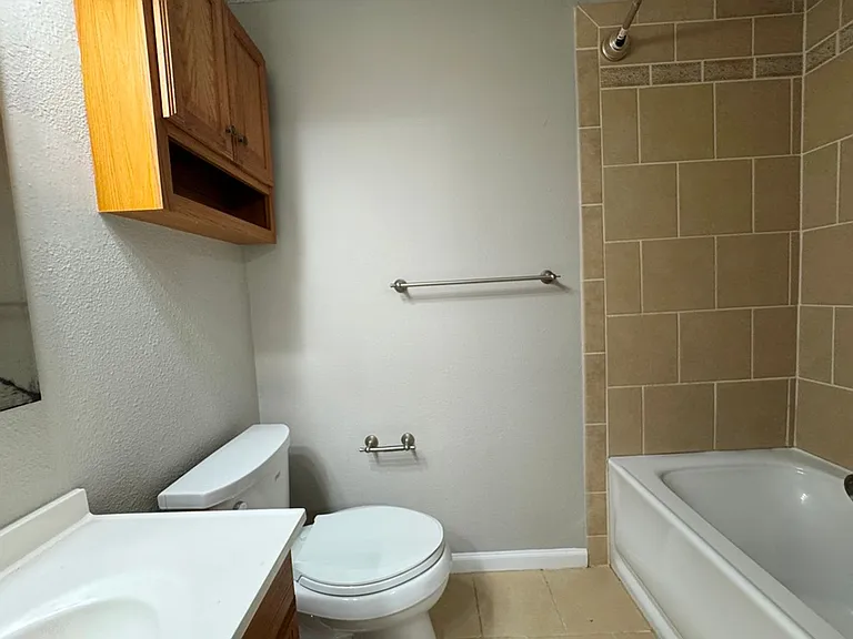 9502 Quail Village Ln — Photo 23