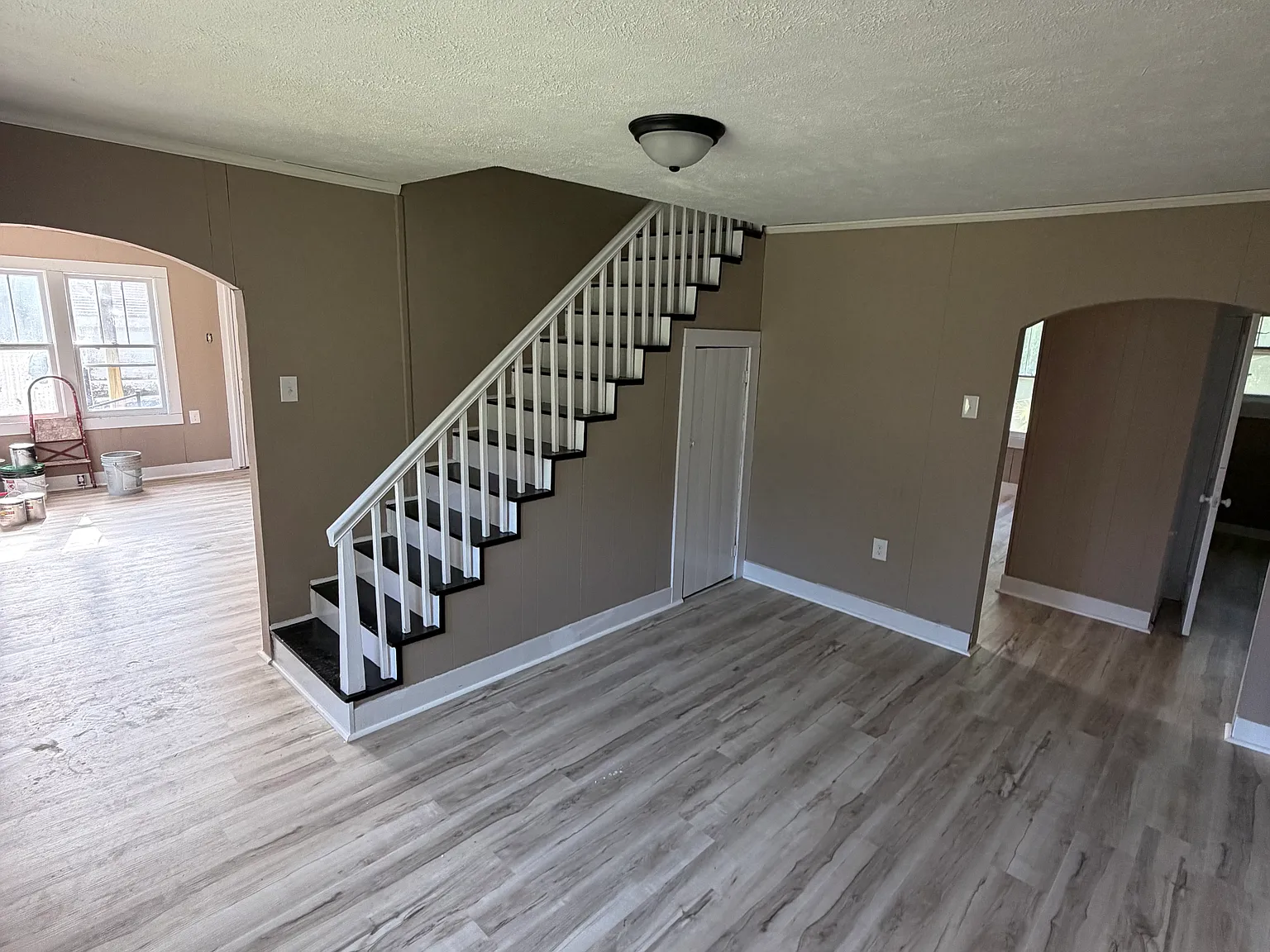4 bed, 1.5 bath, 1900 sqft, $1,750 — Photo 4