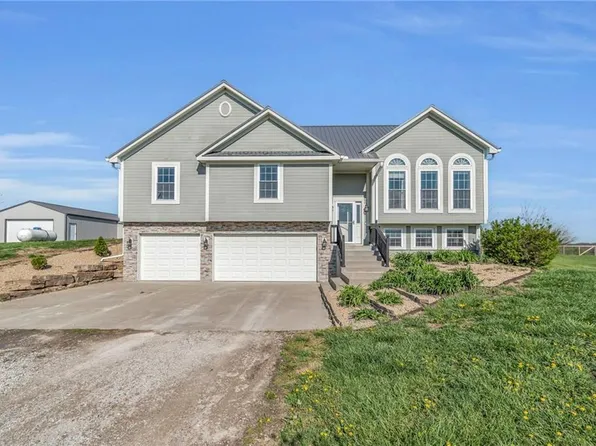 6095 SE Dittoe Ln, Holt, MO 64048