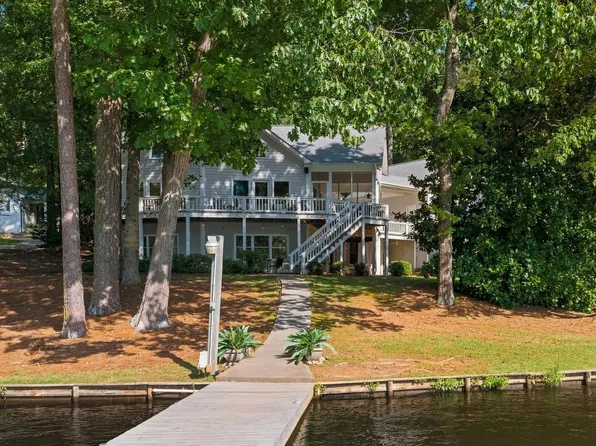 1480 Plantation Dr, Greensboro, GA 30642