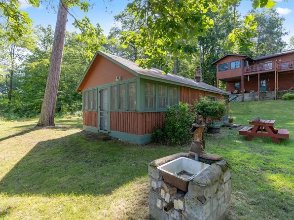 19454 Hiawatha Rd, Brainerd, MN 56401