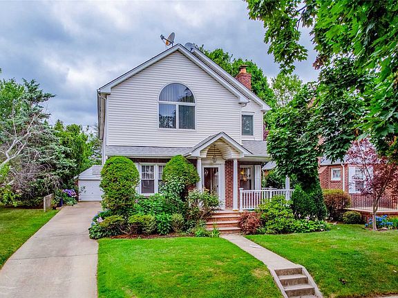 2nd image of 143 Nugent St
