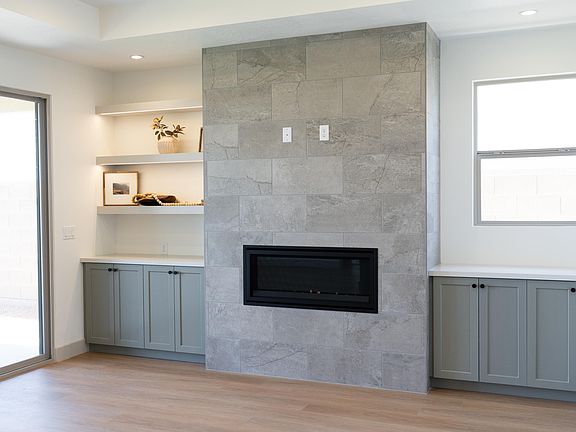 3rd image of 1458 N Highland Pkwy #22