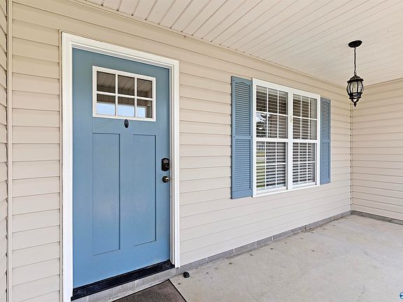 2nd image of 102 Meadowlark Dr