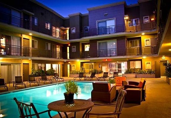 3rd image of 1155 Hacienda Pl #214