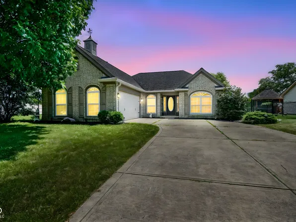 453 Acorn Dr, Whiteland, IN 46184