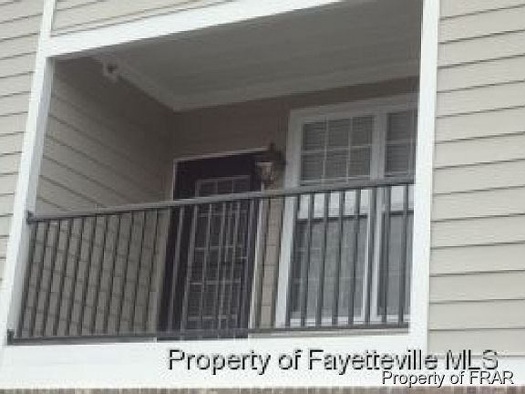 2nd image of 210 Fountainhead Ln Unit 101