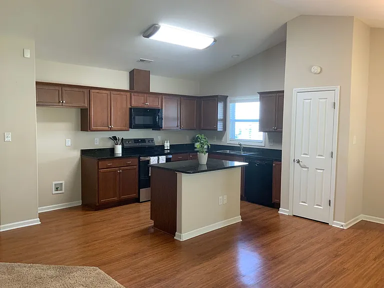 306 Station House Rd — Photo 5