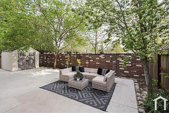 6959 Romanzo Way — Photo 24