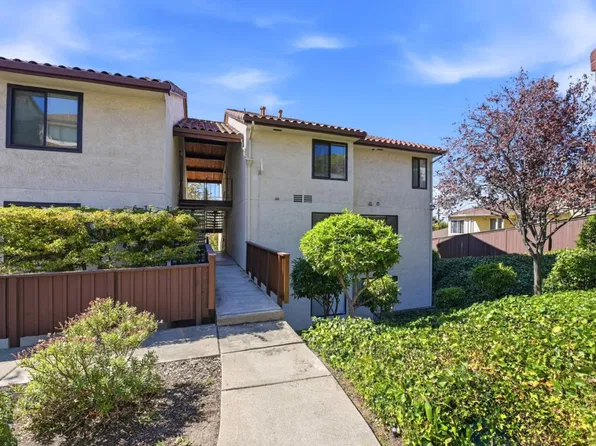 22103 Vista Del Plaza Ln APT 7, Hayward, CA 94541