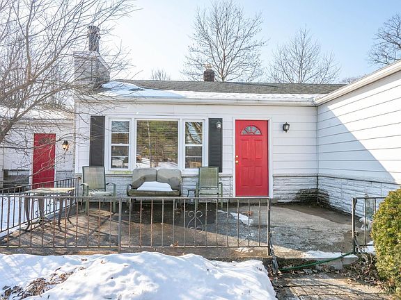 3rd image of 1333 Eight Mile Rd