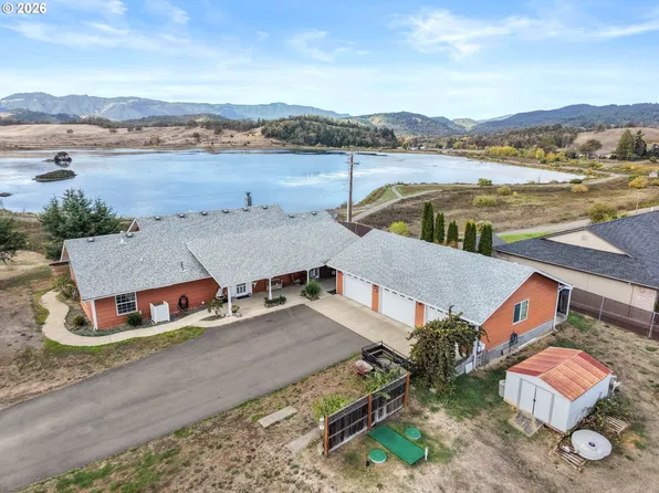 385 Church Rd, Sutherlin, OR 97479