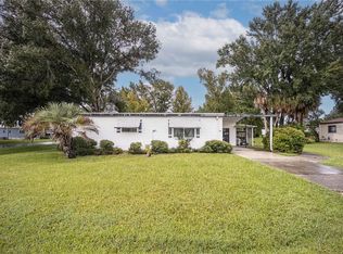 16 Robin Rd, Wildwood, FL 34785