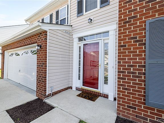 5th image of 6425 Blossom View Ln