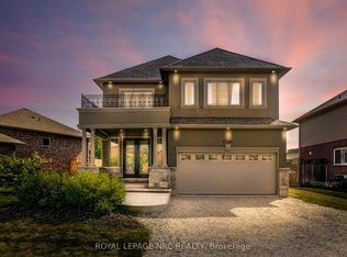 5784 Ironwood St, Niagara Falls, ON L2H0G4