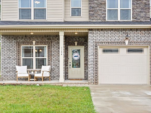 4th image of 1144 Chagford Dr