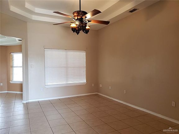3rd image of 1207 Ambrosia Dr