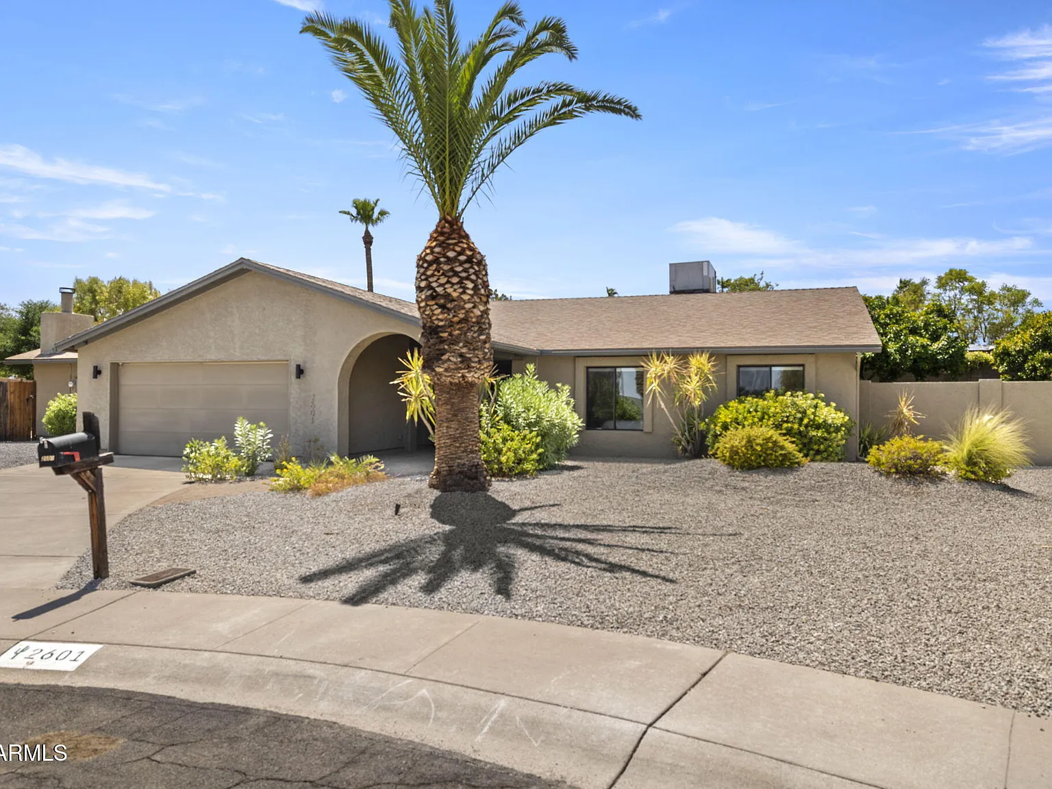 3 bed, 3.0 bath, 2234 sqft, $4,750 — Photo 2