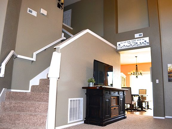 5th image of 10519 Savoy Dr NW