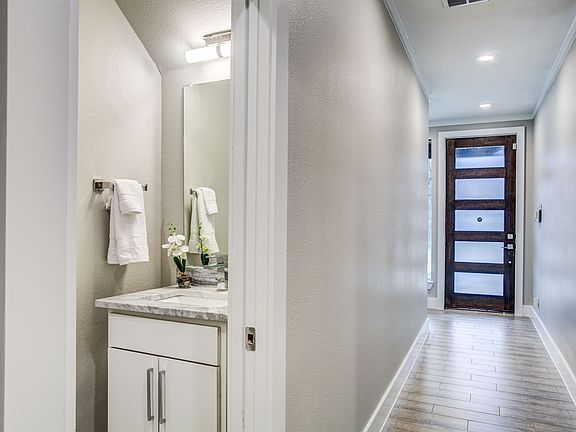 2411-n-winnetka-ave-dallas-tx-High-Res-4.jpg