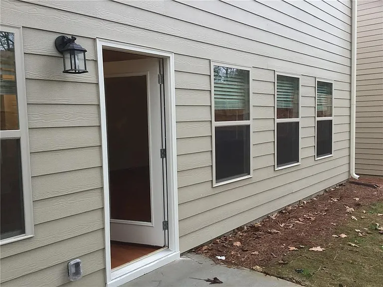 1392 Weatherbrook Cir — Photo 16