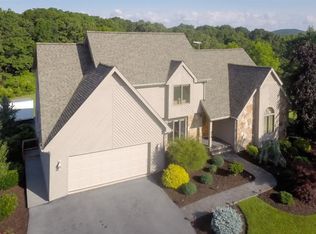 117 Christian Hill Dr, Staunton, VA 24401