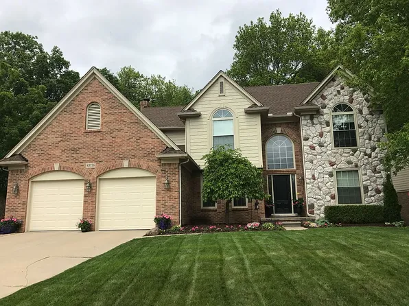 45736 White Pines Dr, Novi, MI 48374