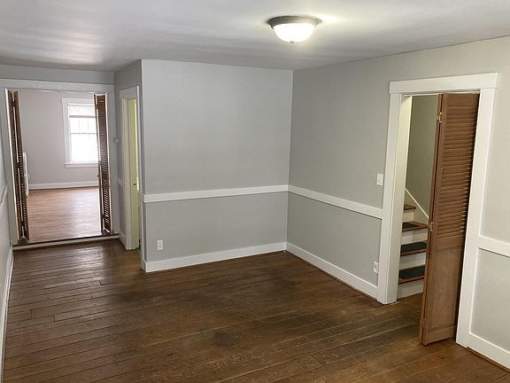 3rd image of 271 Cazenovia St #6