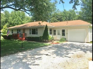 902 Chestnut St, Delavan, IL 61734